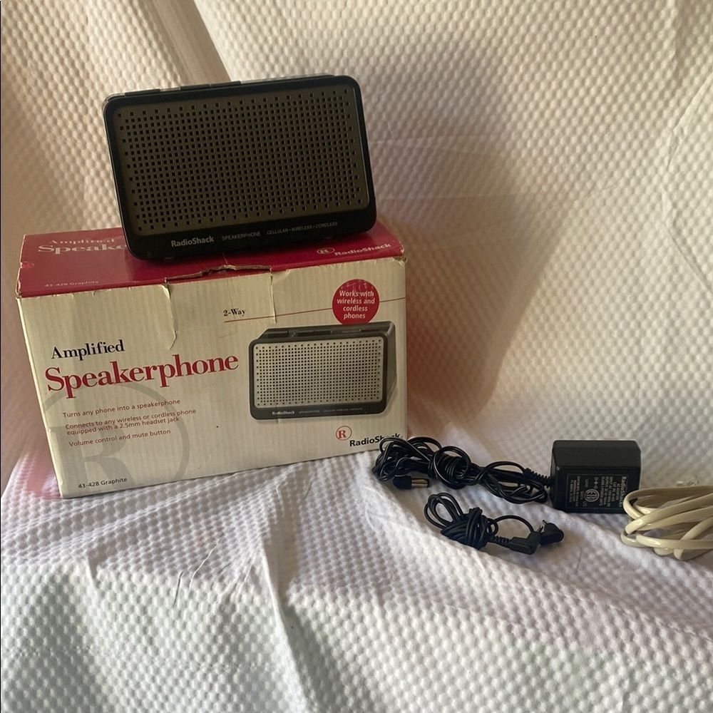 Radio Shack Amplified Speakerphone - Picture 1 of 2
